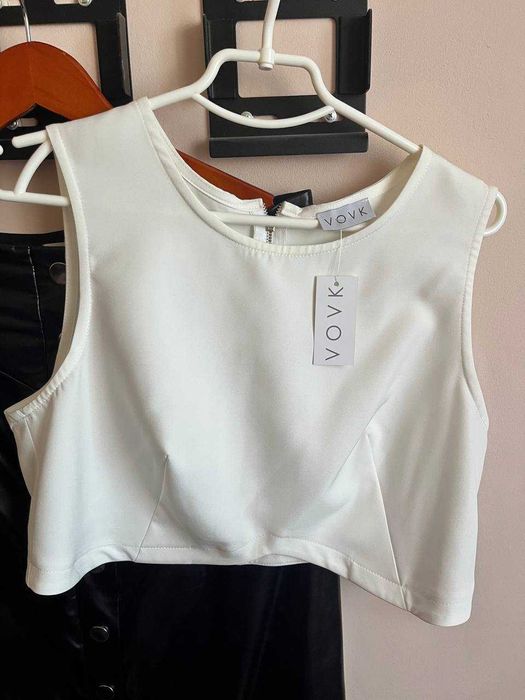 кожаная юбка с топом