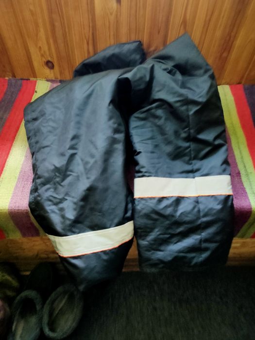 Продается новий комбінезон утеплен 54-56