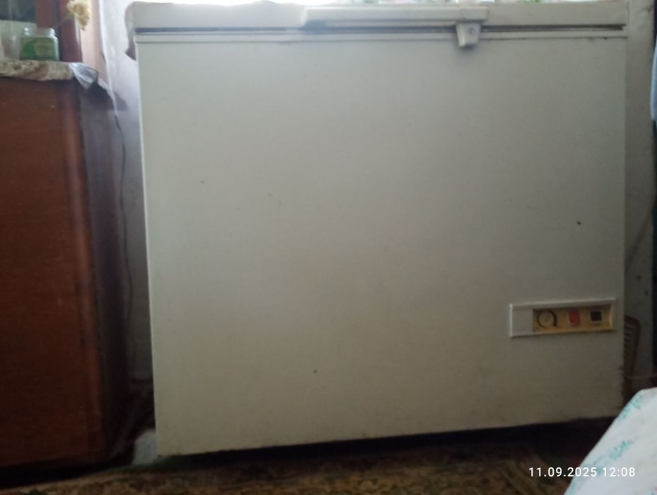 Продам морозильну скриню