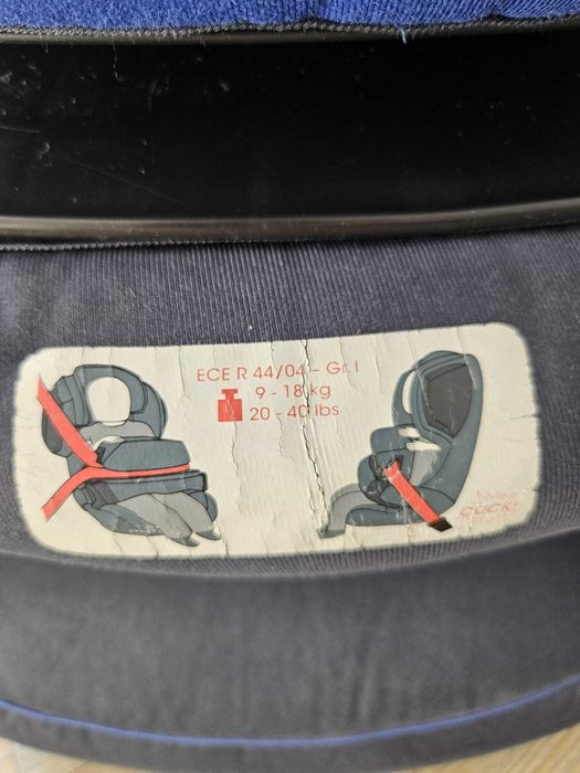 Fotelik samochodowy Cybex Juno 2-Fix 9-18 kg