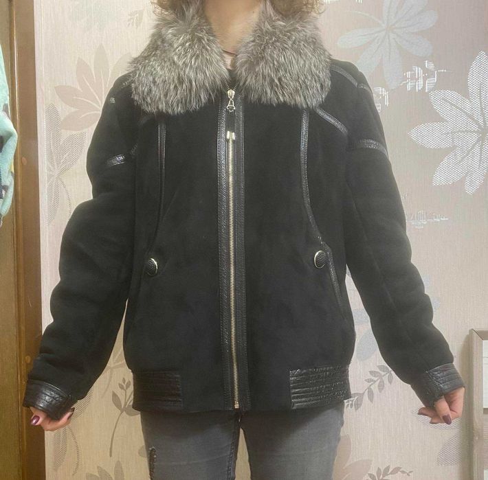 Продам куртку із замші