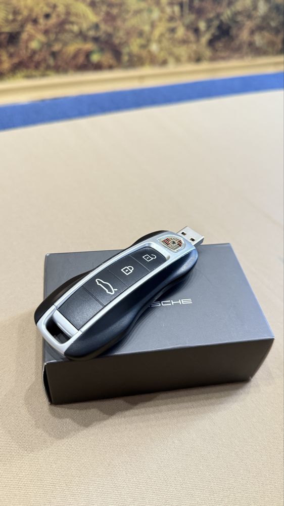 USB флешка Porsche