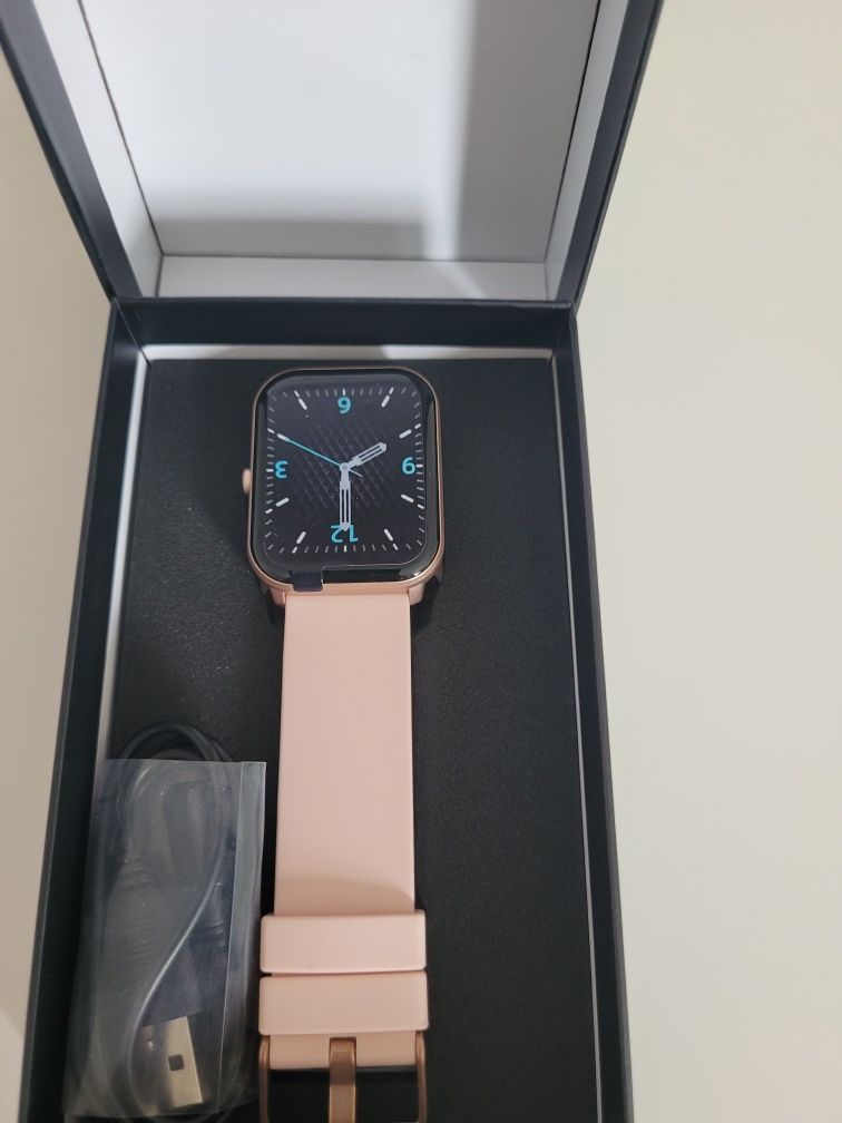 Nowy zegarek Maxcom