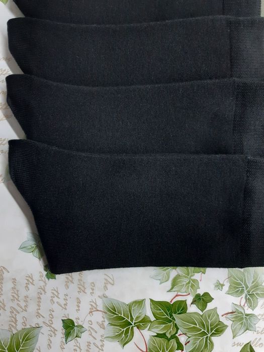 12 pares de meias,  6 preto + 6 cores sortidss