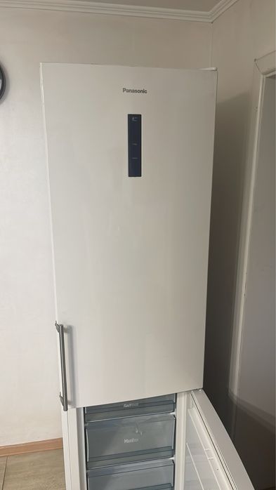 Продам б/у холодильник Panasonic