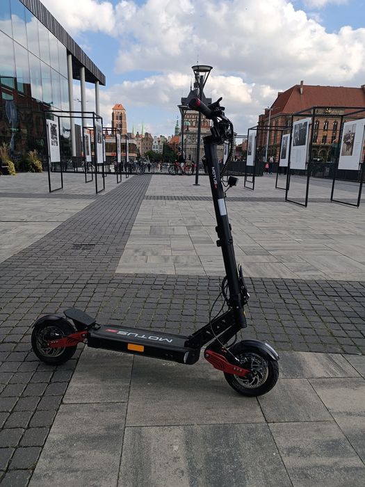 Motus Pro Daytona pełen Lift przebieg 185 km.