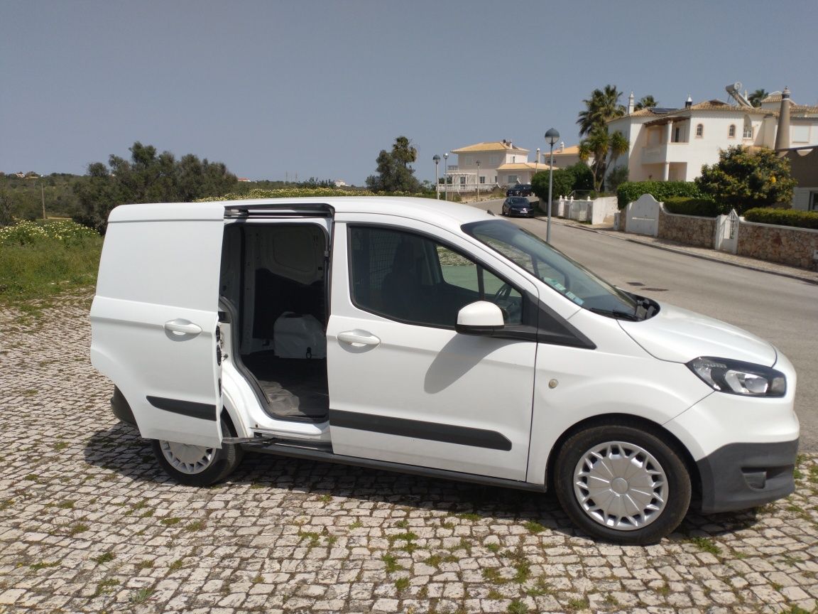 Ford Transit Courier 1.5 tdci