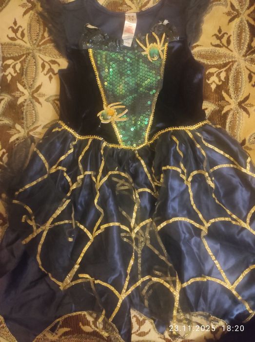 Продам КАРНАВАЛЬНЫЙ костюм