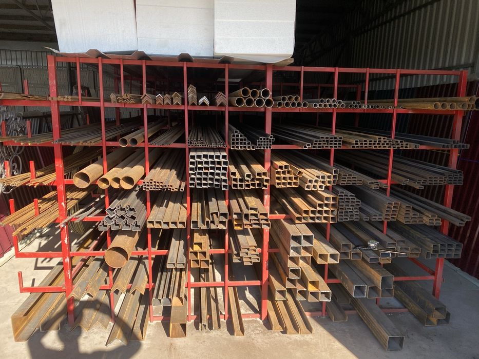 Металопрокат: профіль, труба, кутник,, профнастил