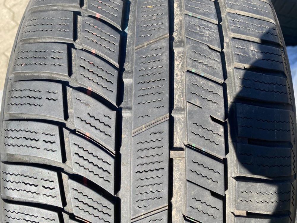Toyo Snowprox 245/35 R18