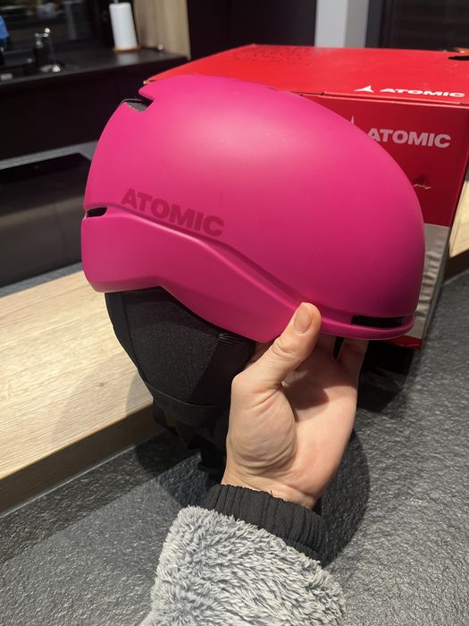 Kask narciarski dziewczecy rozowy Atomic 48-52