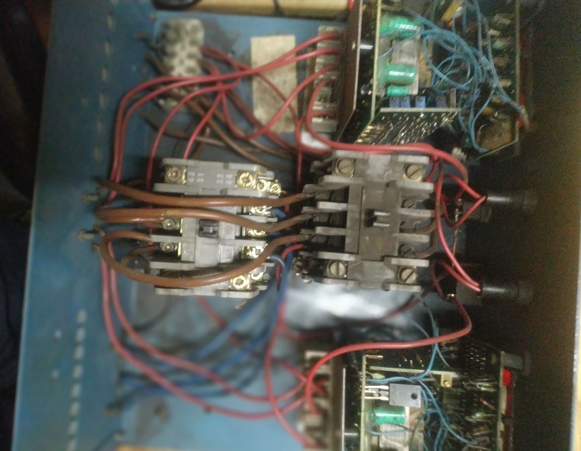 Termoregulator dwustrefowy , regulator temperatury.