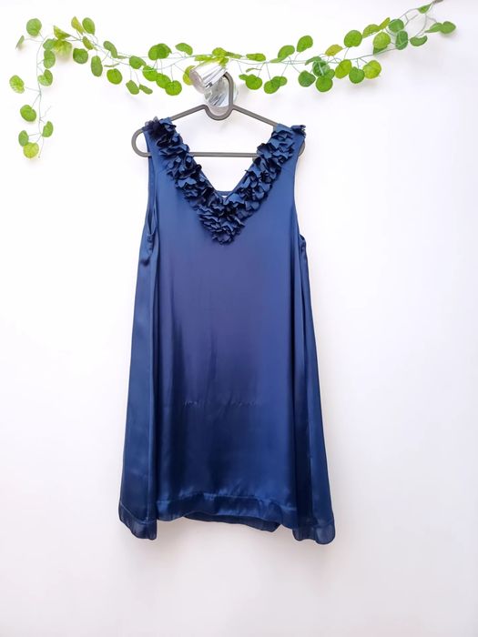 Vestido de Cerimónia Azul Escuro com Flores