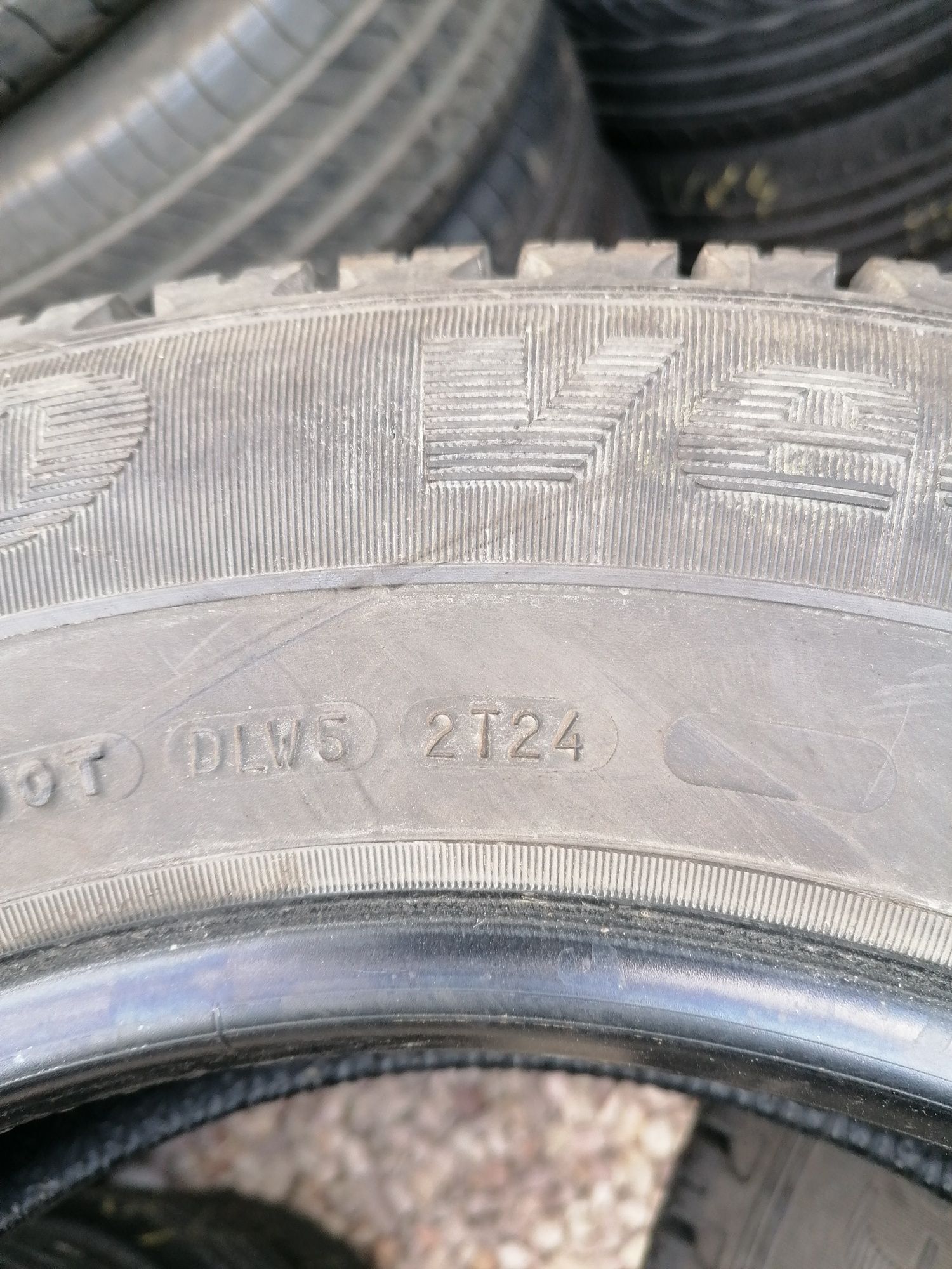 195/75/16 C Goodyear wielosezonowe całoroczne
