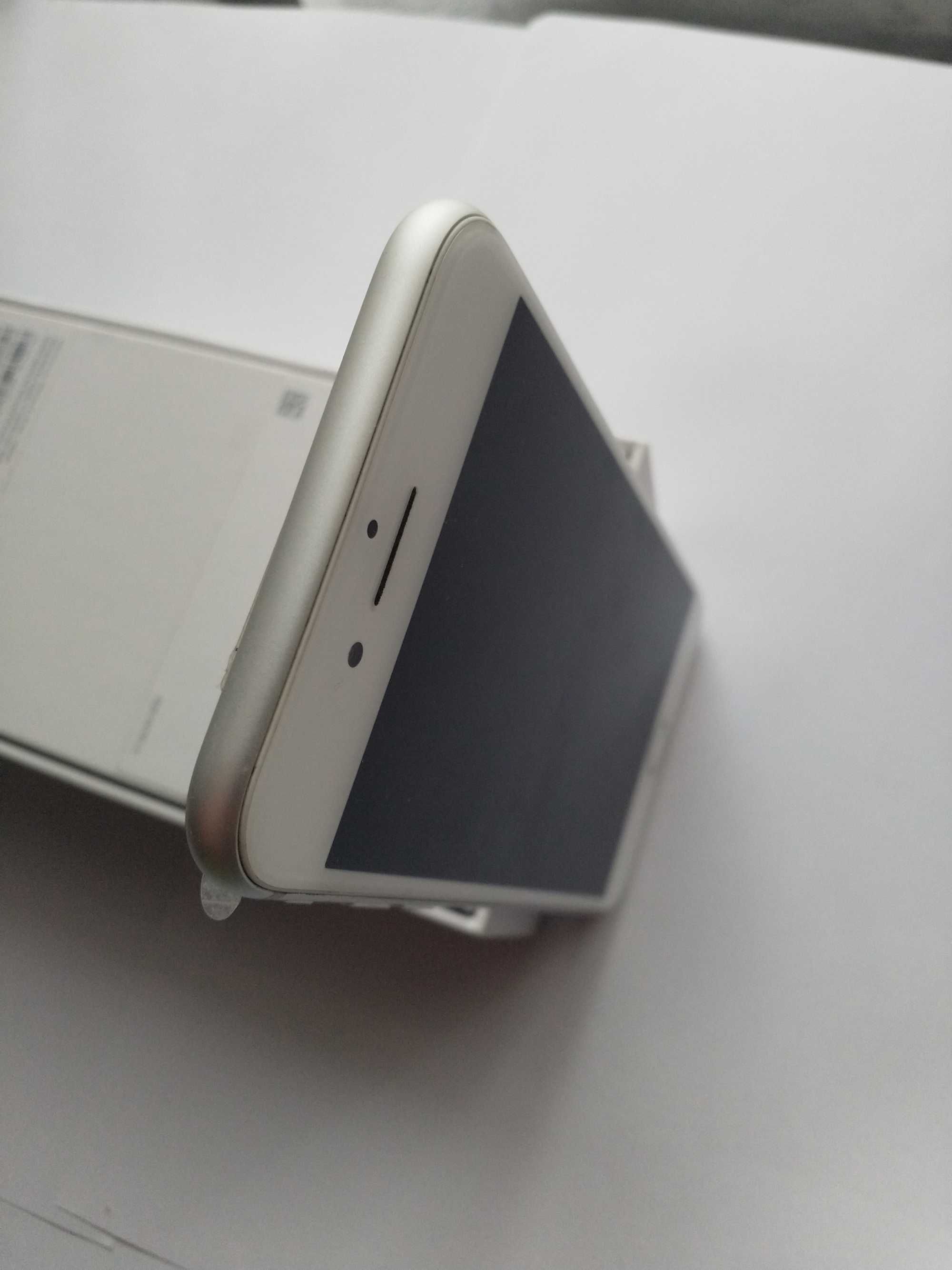 Apple IPhone Айфон 8 silver 256Gb, оригінал