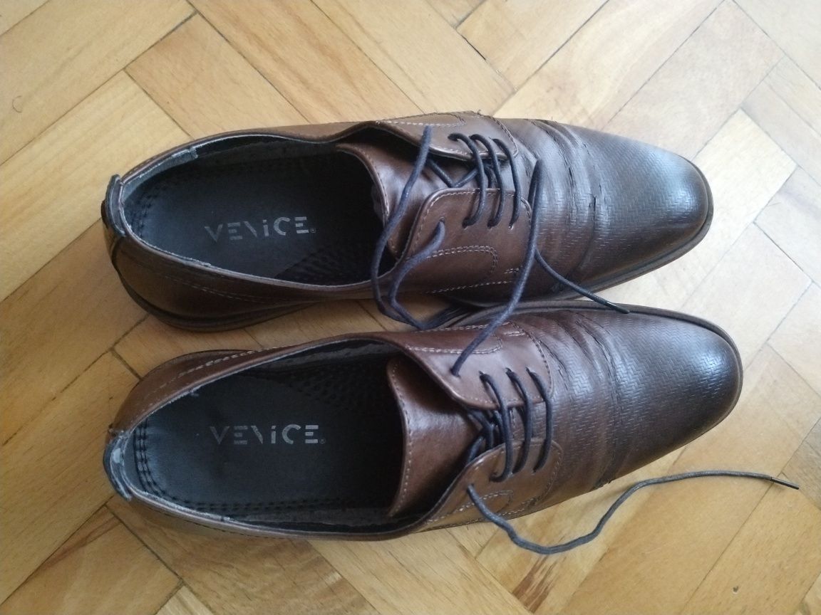 Buty męskie 40 w kolorze brązowym Venice