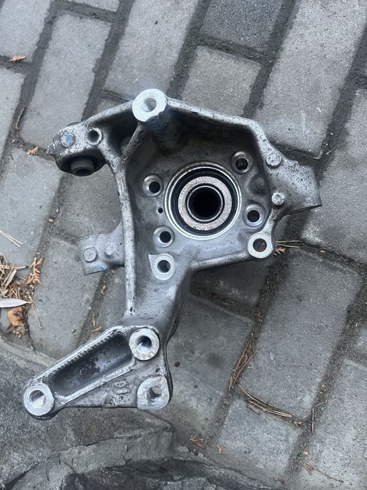 Задня ліва цапфа кулак audi q3 passat sharan tiguan