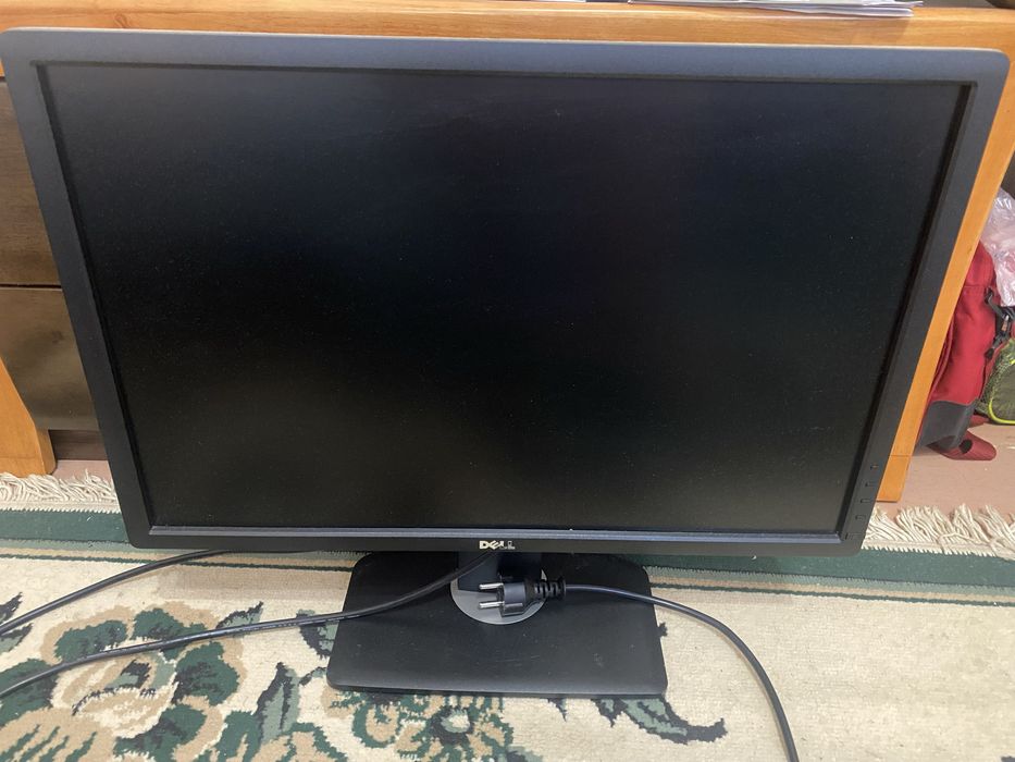 Монітор Dell U2412Mc