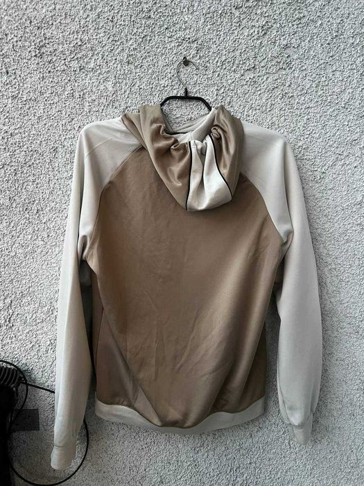 Худі Nike з нових колекцій