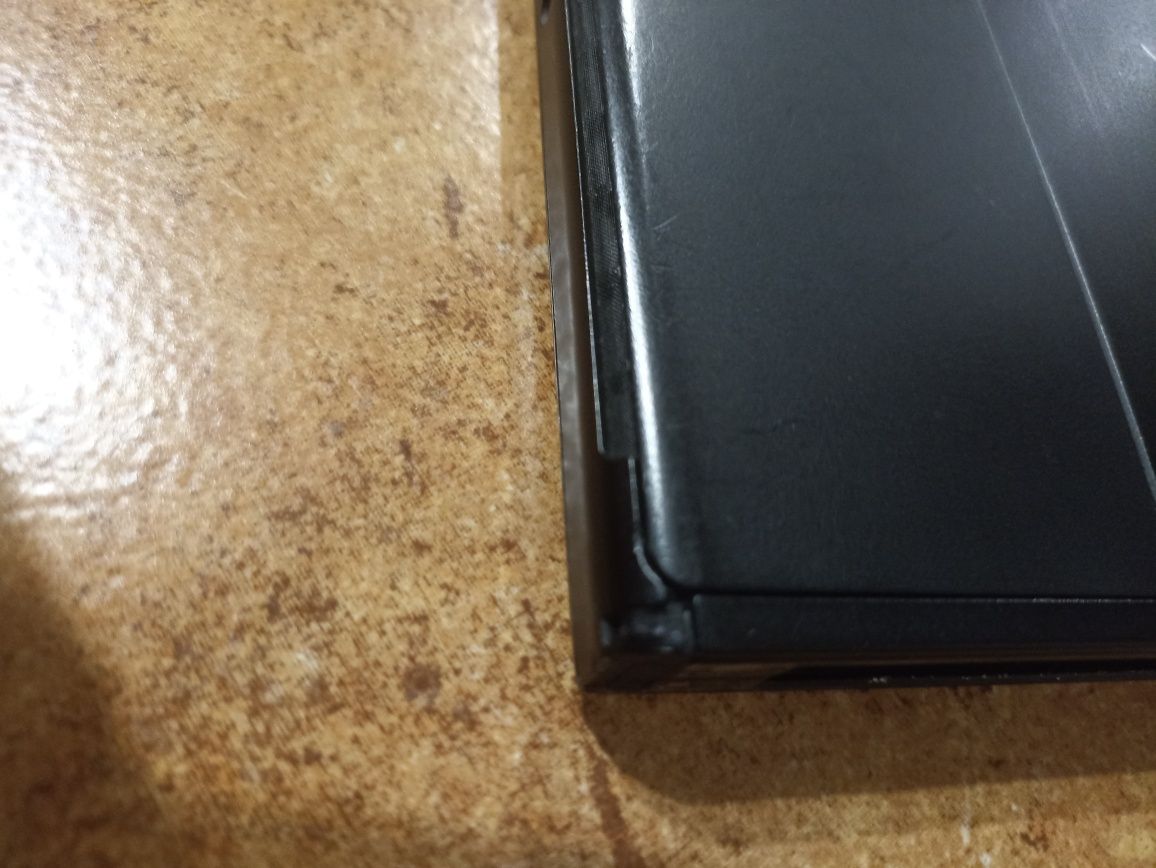 Nintendo Switch OLED – ekran + dock + grip + etui (bez Joy-Conów i ład