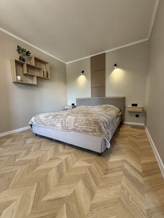 ЦЕНТР! ВАЛ! Продам Нову 2 кімн.кв по вул.Преображенській