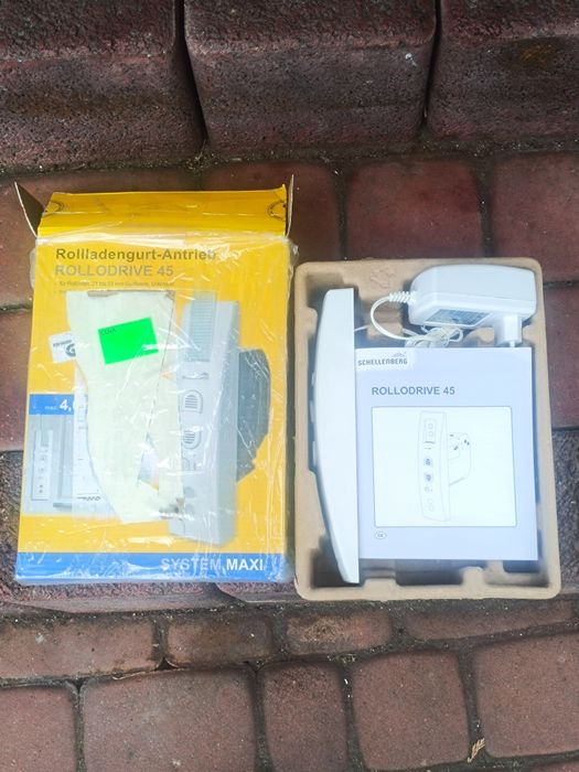 Elektryczny zwijaczy rolet 
elektryczna nawijarka taśmowa: łatwa insta