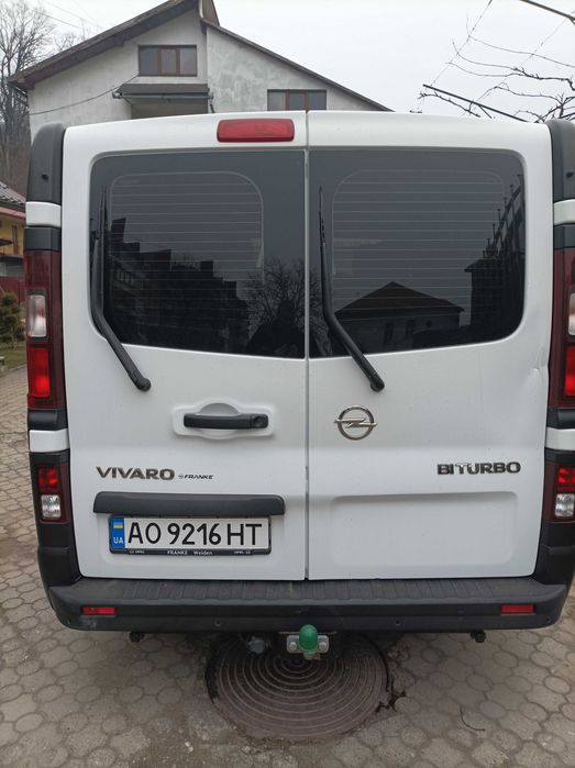 Авто Opel Vivaro -2015 рік