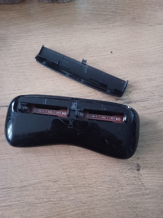 Uniwersalny pilot lg