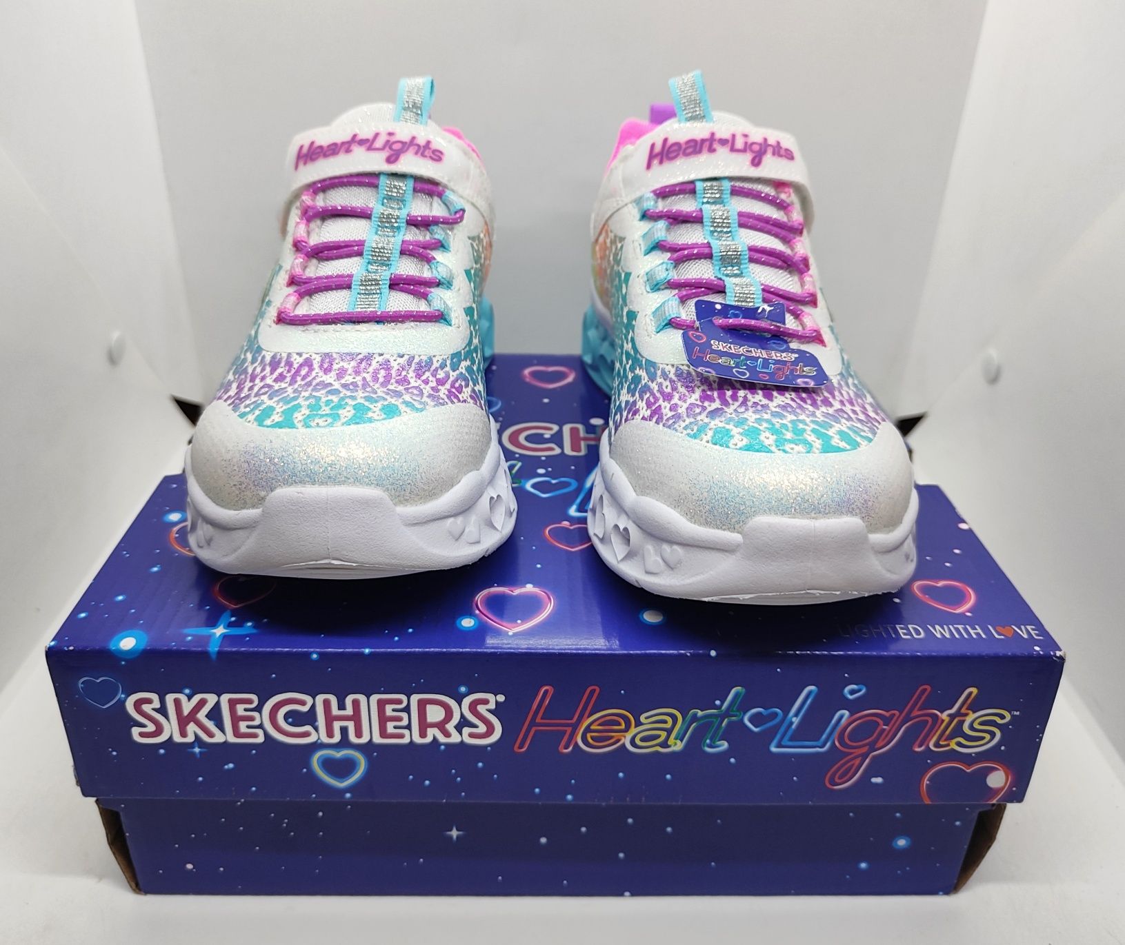 яркие 21,7см кроссовки Skechers Light оригинал