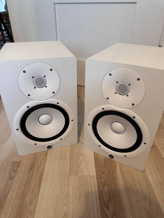 Monitory studyjne Yamaha HS8 – świetny stan