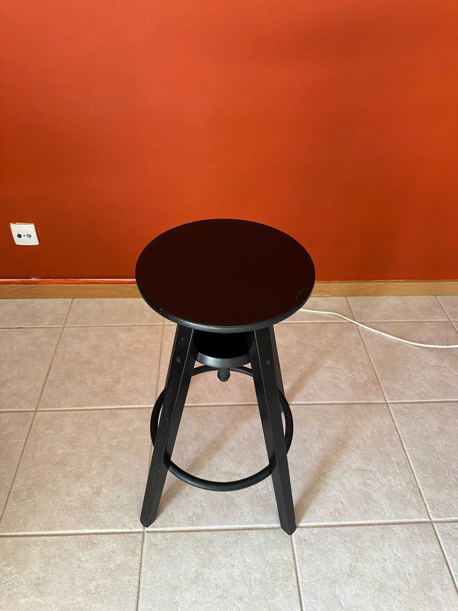 Banco ajustável da ikea