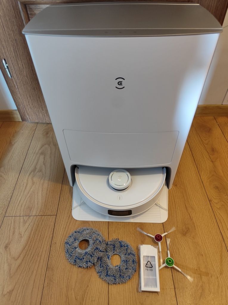 Robot sprzątający myjący ECOVACS DEEBOT X1e OMNI STACJA AIVI