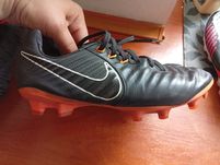 Buty chłopięce 38 Nike do piłki nożnej