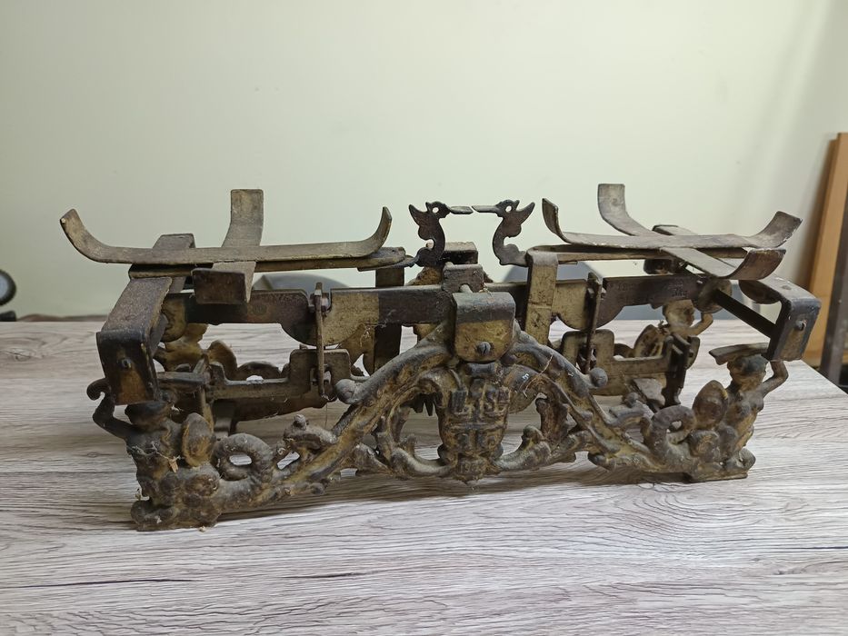 Waga z motywem syrenki