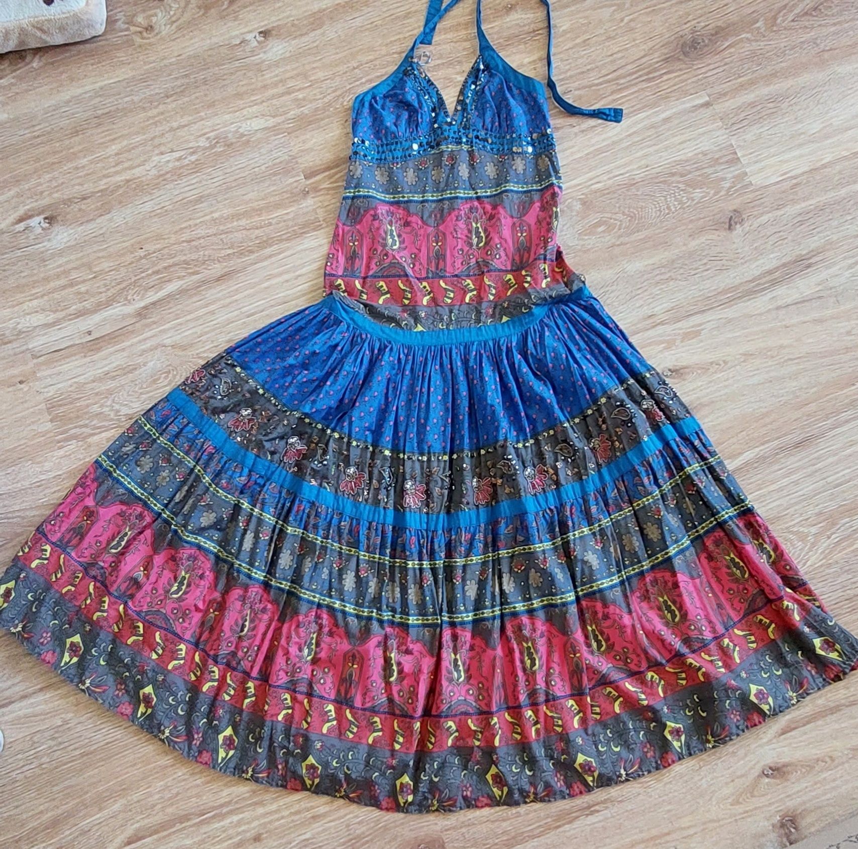 Rozkloszowana wzorzysta sukienka wiązana na szyi Debenhams