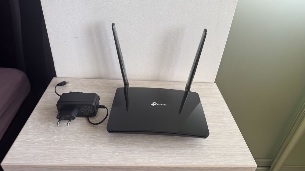 Маршрутизатор TP-LINK Archer MR400 AC1200 Дводіап.4G LTE Wi-Fi роутер