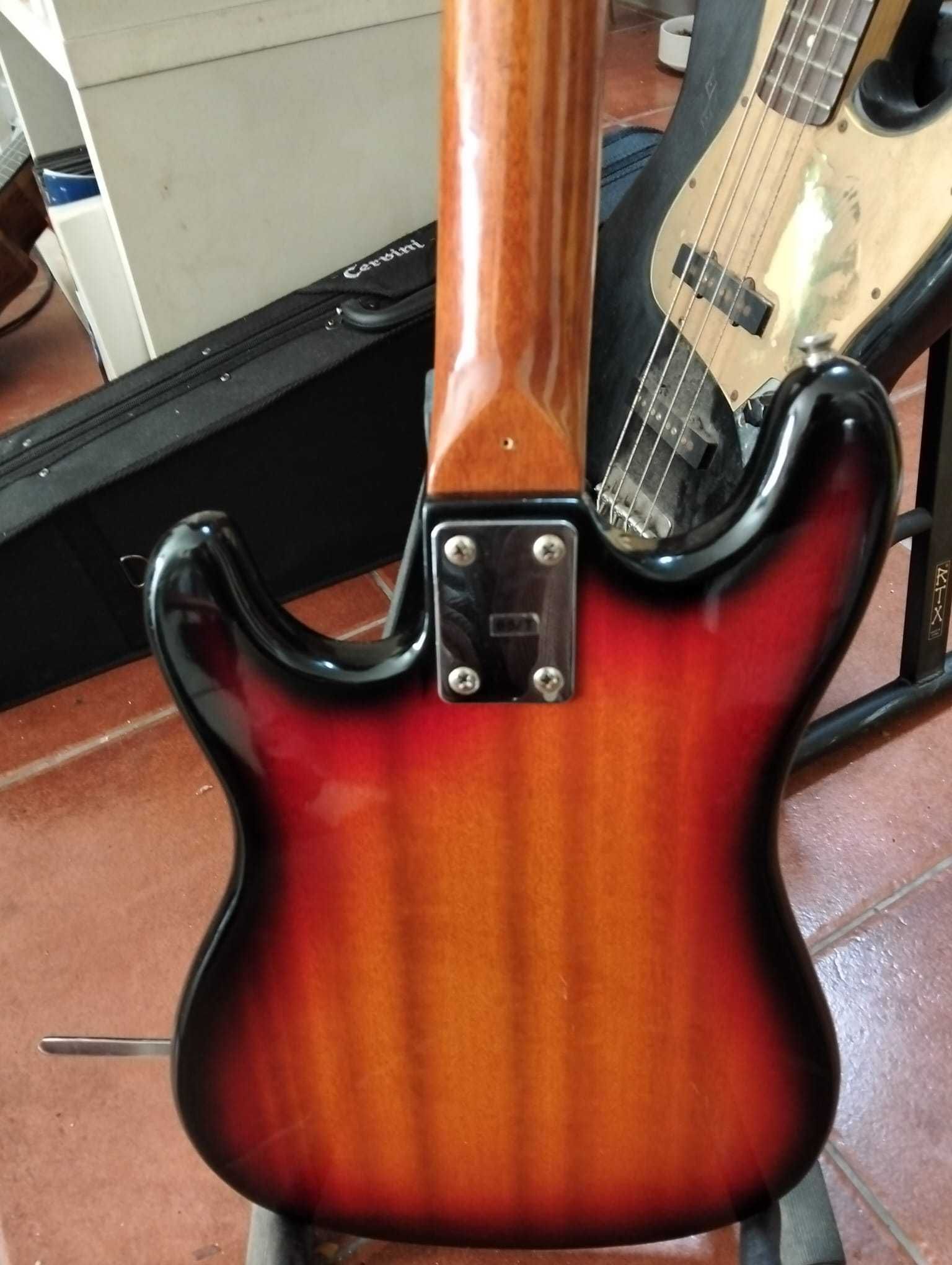 Guitarra Teisco Satellite 65T