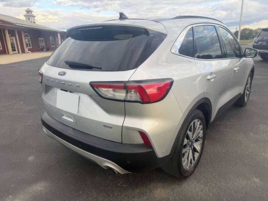 Ford Escape      2020