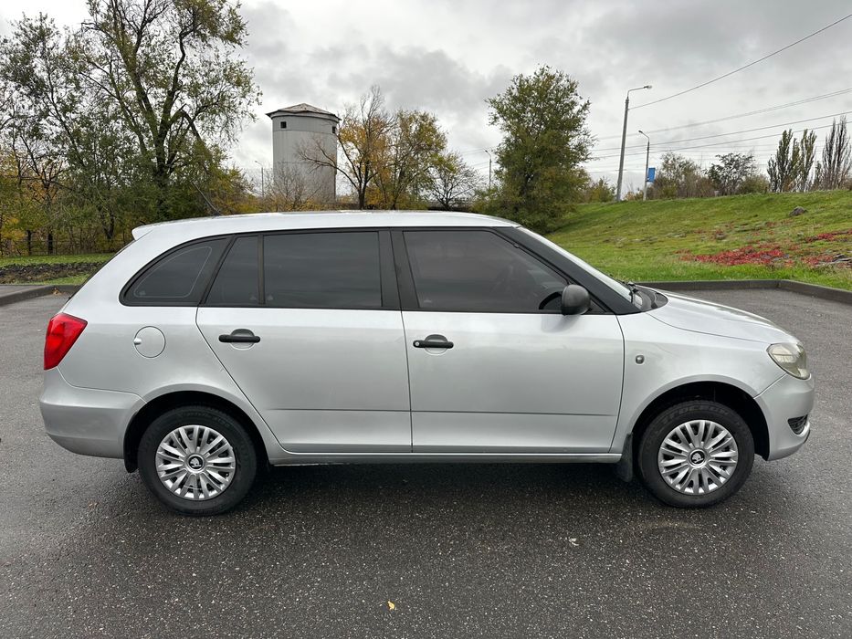 Продам Skoda Fabia 2014 1.4 gaz/benz