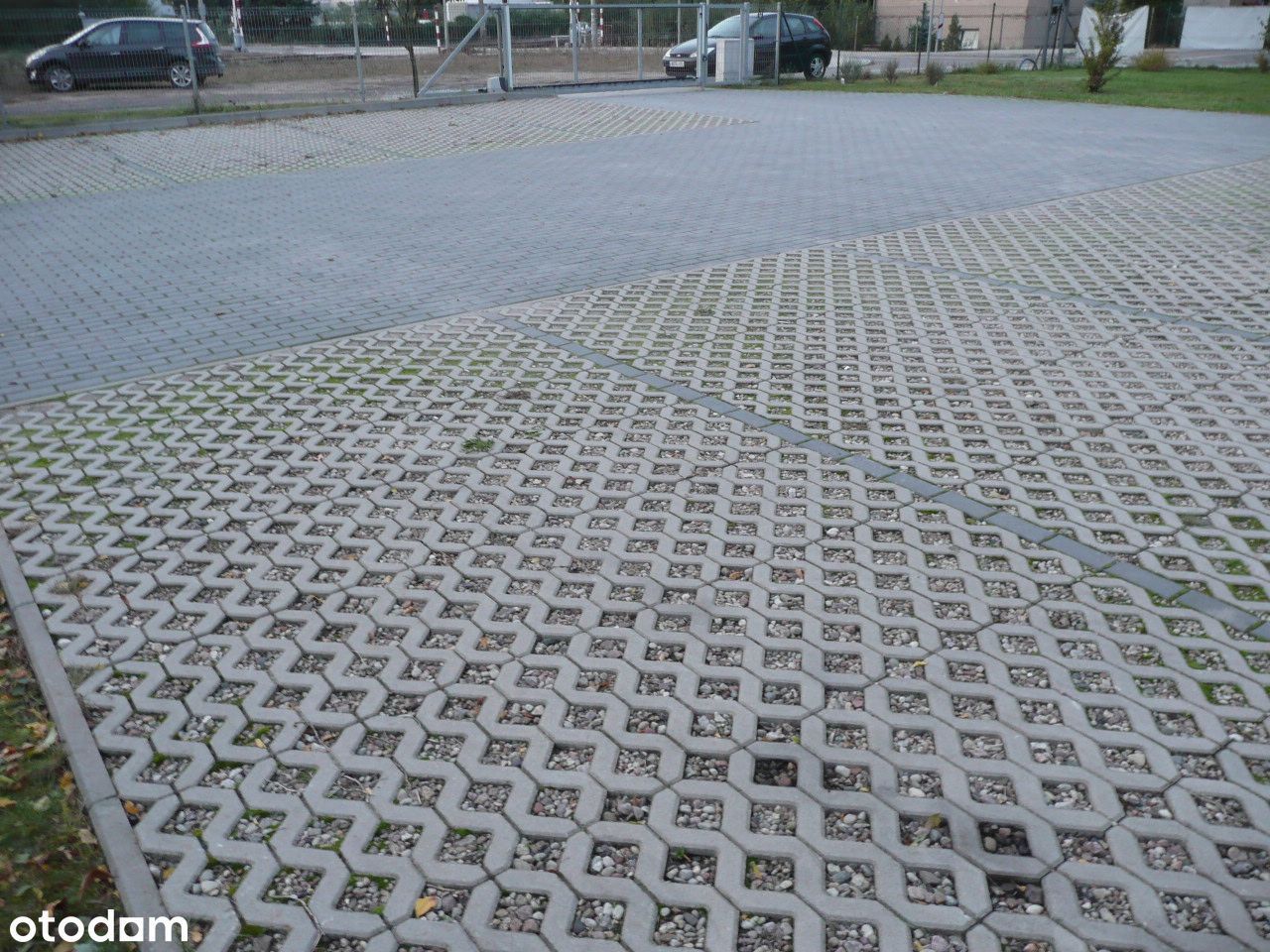 Bez czynszowe mieszkanie z parkingiem i balkonem