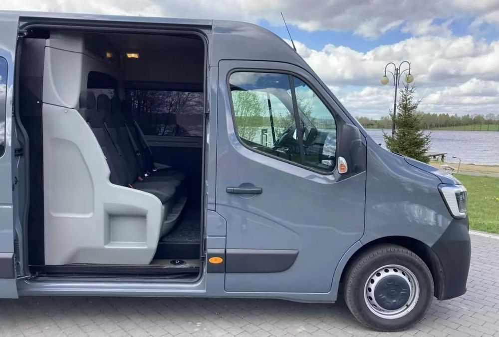 Bus BRYGADÓWKA 7 osobowa 2025r. Wynajem wypożyczalnia dostawczych -10%