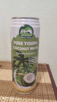 Натуральна кокосова водичка 15 грн пляшка
