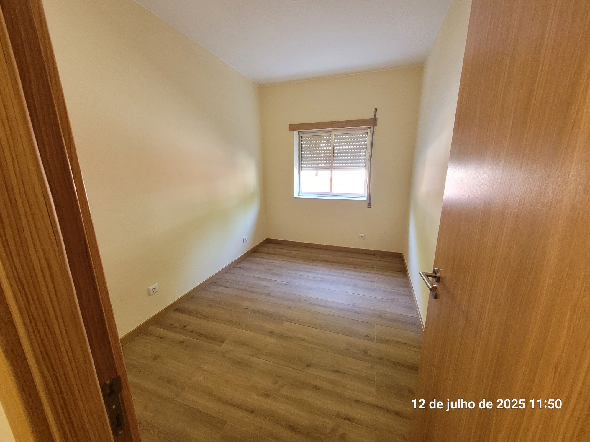 Apartamento T3 com sótão