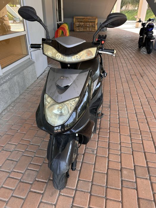Электроскутер мопед электро Aima 1200W