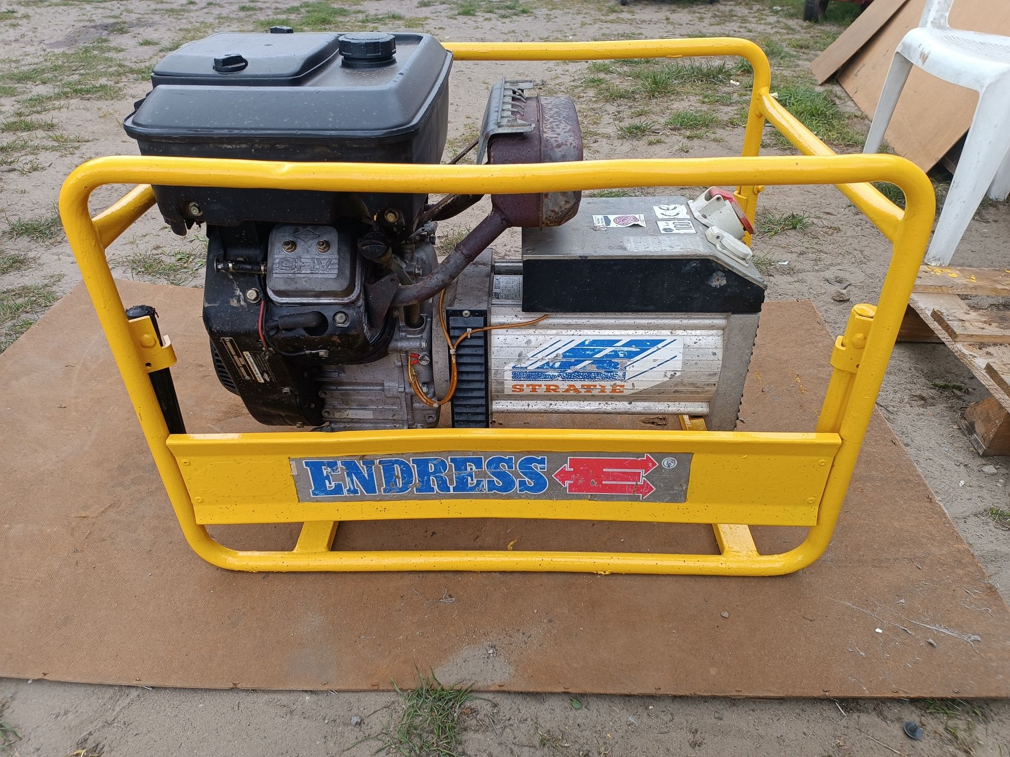 agregat prądotwórczy endress 8 KVA silnik briggs&stratton v2 16hp.