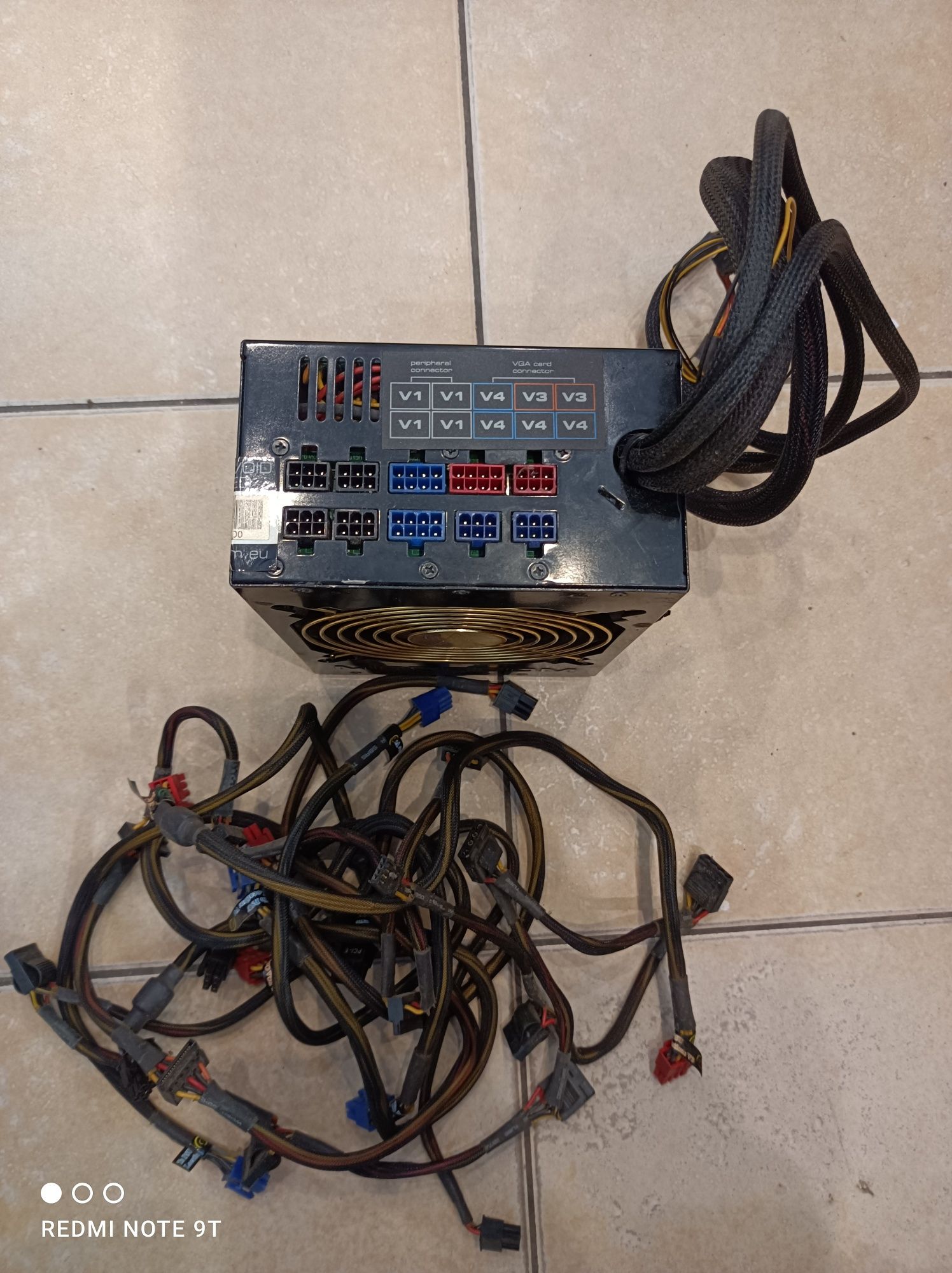 Zasilacz komputerowy MODECOM 1500W.