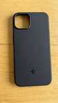 Etui obudowa Spigen do iPhone 13 z magnetyczna  NOWA czarna