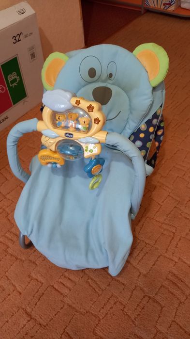 Стульчик качалка переноска ,,Chicco,,