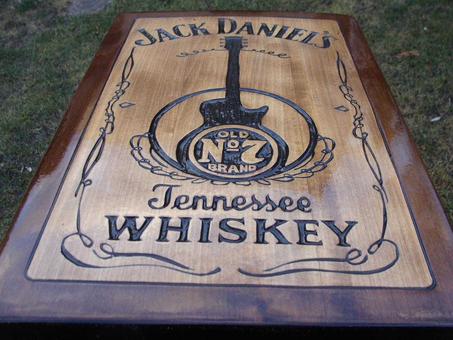 Jack Daniels Ręcznie rzeźbione logo w drewnie. UNIKAT