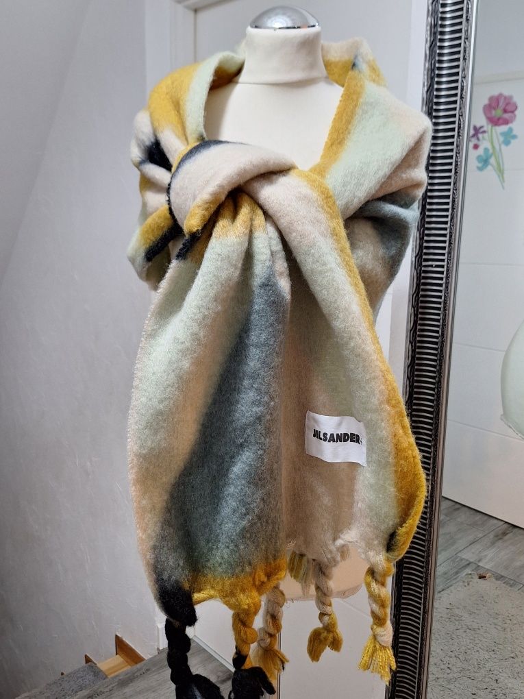 Jil Sander szal cudo